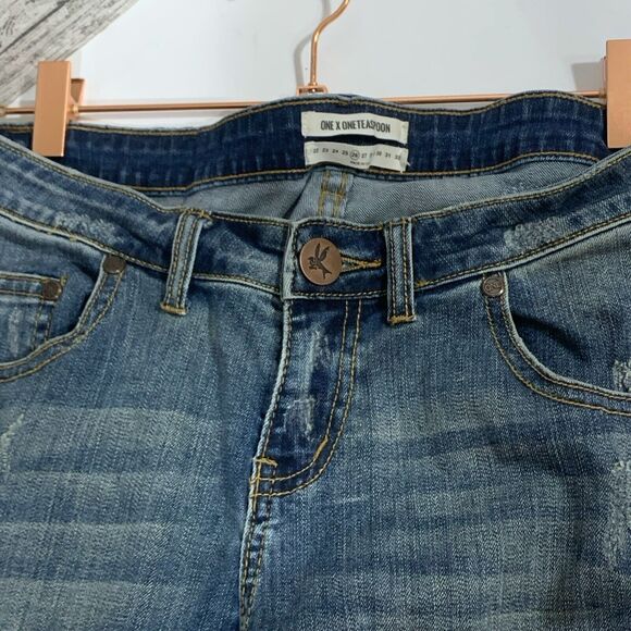 one teaspoon freebird II low waist short rise fitted leg zippered leg Size 26 - Picture 9 of 14